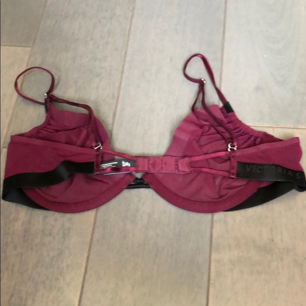 Body by Victoria‘a Secret mesh bra & panty.34C & S - Picture 3 of 6